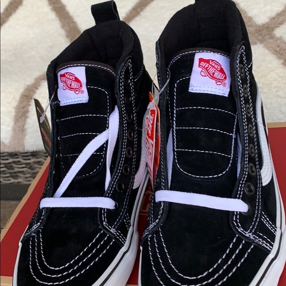 VANS SK8-HI MTE BLACK/TRUE WHITE WMNS - Picture 10 of 16